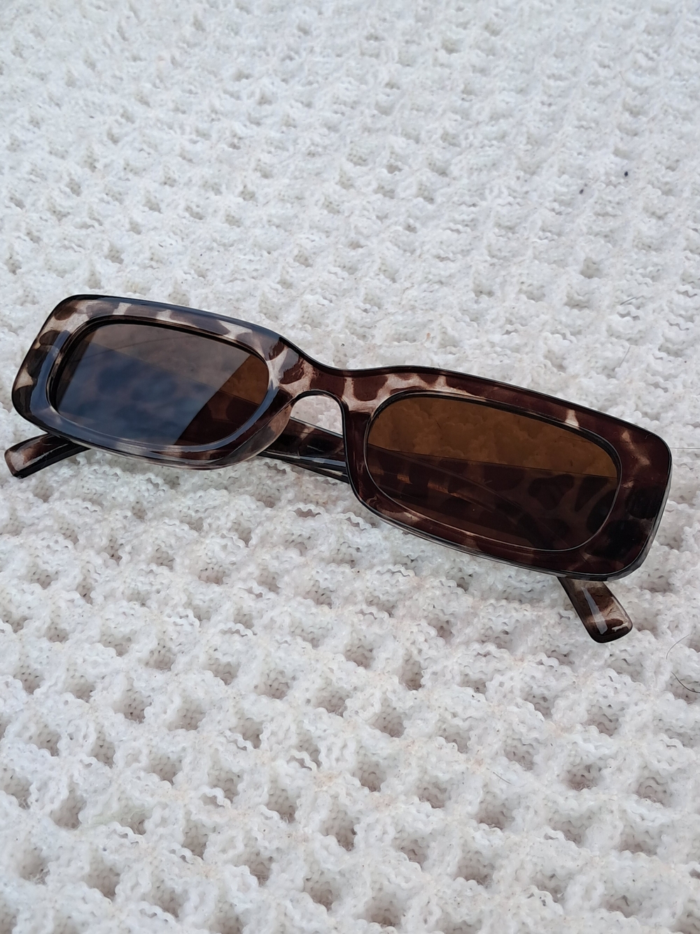 Slim Rectangular Tortoiseshell Sunglasses - Brown Lenses